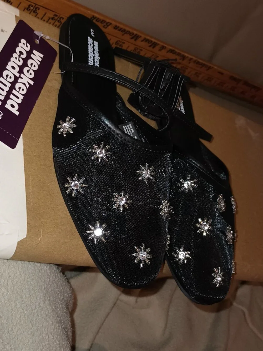 NEW Weekend Academy Girls Beaded Mesh Slip On Shoes Black 3